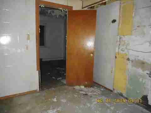 15010 Freeland (7)_m.jpg